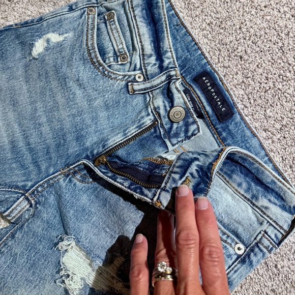 SOLD 🔴 Aeropostale jeans. 000. - Picture 3 of 3